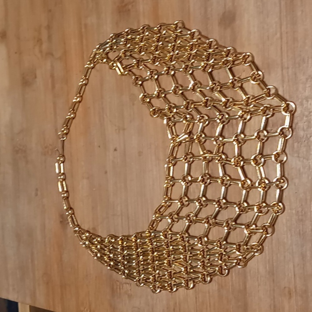 Beautiful gold tone bib necklace